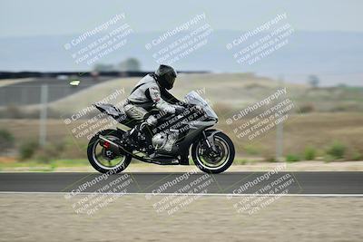 media/Apr-18-2025-TrackDaz (Fri) [[45f5874c44]]/C Group/Session 1 (Turn 7)/